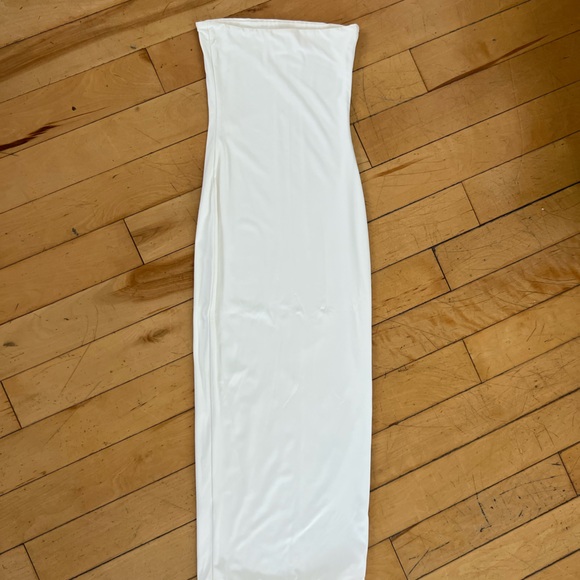 Meshki Strapless Dress - BRAND NEW - Picture 4 of 5